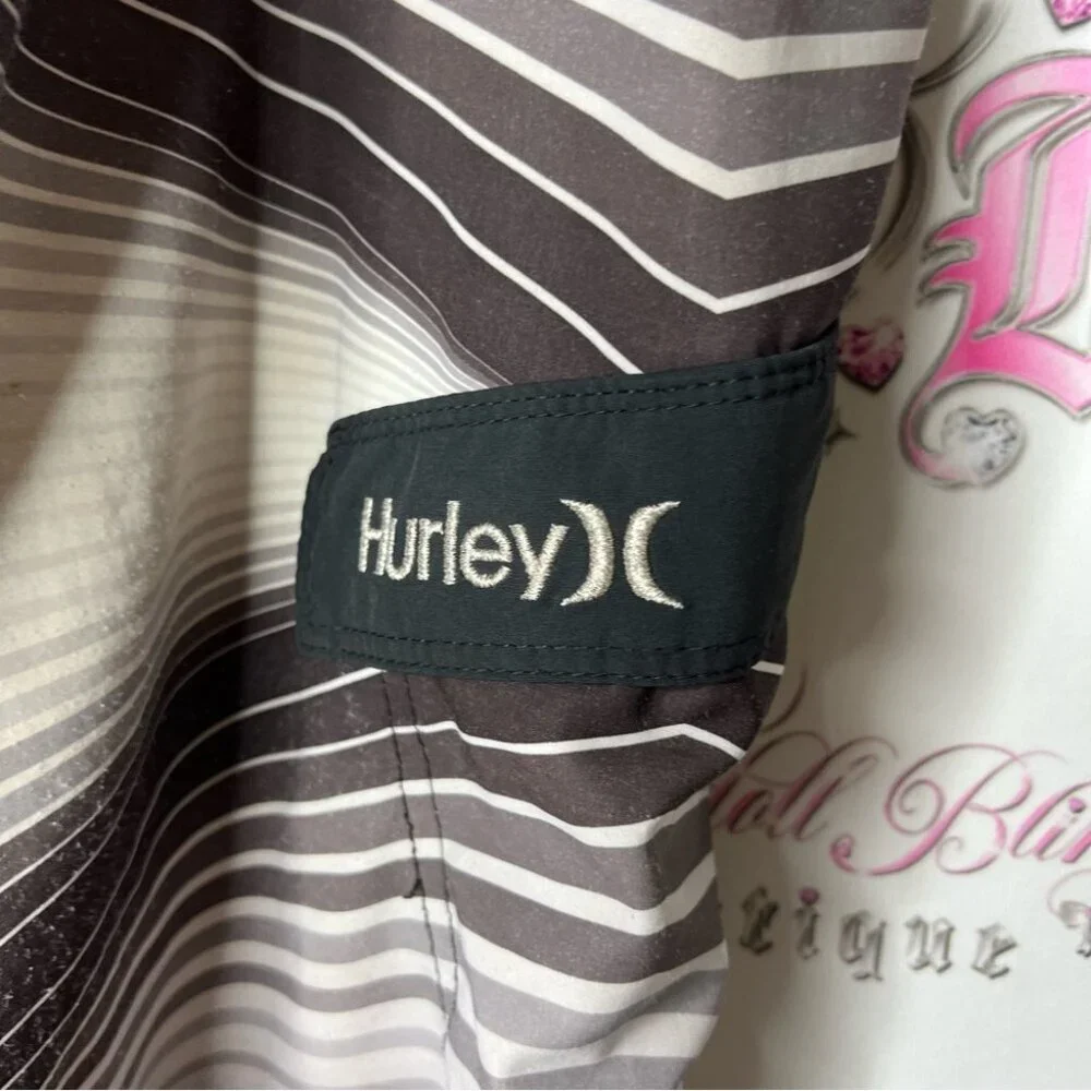 Hurley shorts board swim trunks vintage Gradient Black and White Board Shorts